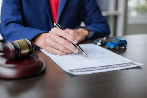 Lenoir City car accident lawyer, car accident law firm in Tennessee, Knoxville car accident lawyer Lenoir City car accident lawyer in Tennessee. 